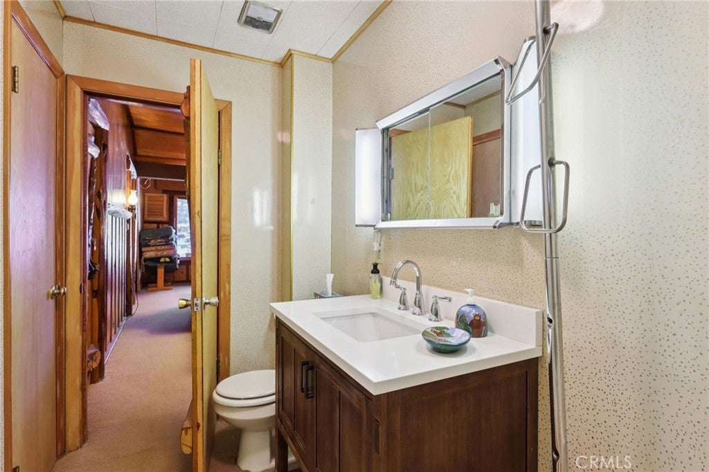 Big Bear Lake, California, 92315, United States, 4 Bedrooms Bedrooms, ,4 BathroomsBathrooms,Residential,Active,1988472