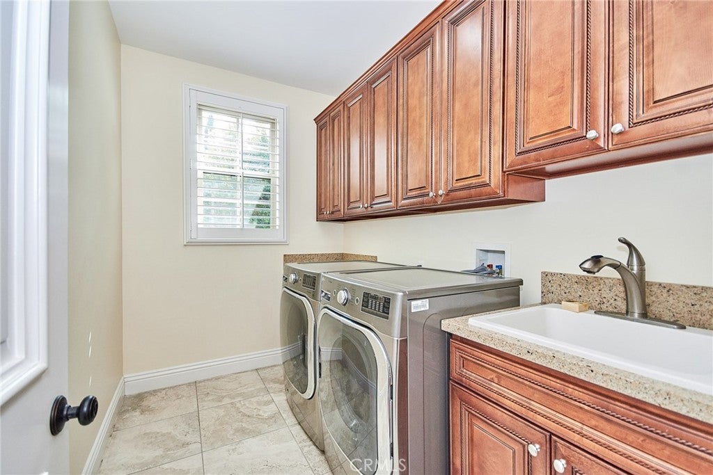 Alhambra, California, 91801, United States, 4 Bedrooms Bedrooms, ,4 BathroomsBathrooms,Residential,Active,1934800