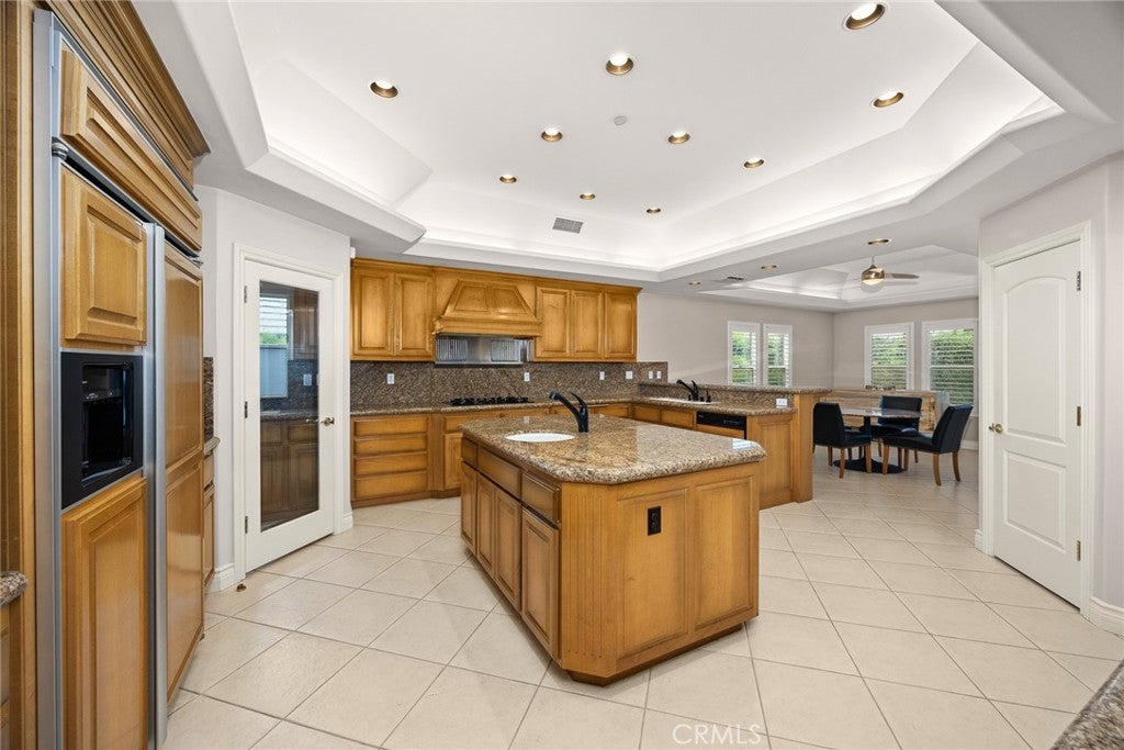 Arcadia, California, 91007, United States, 5 Bedrooms Bedrooms, ,6 BathroomsBathrooms,Residential,Active,1964469