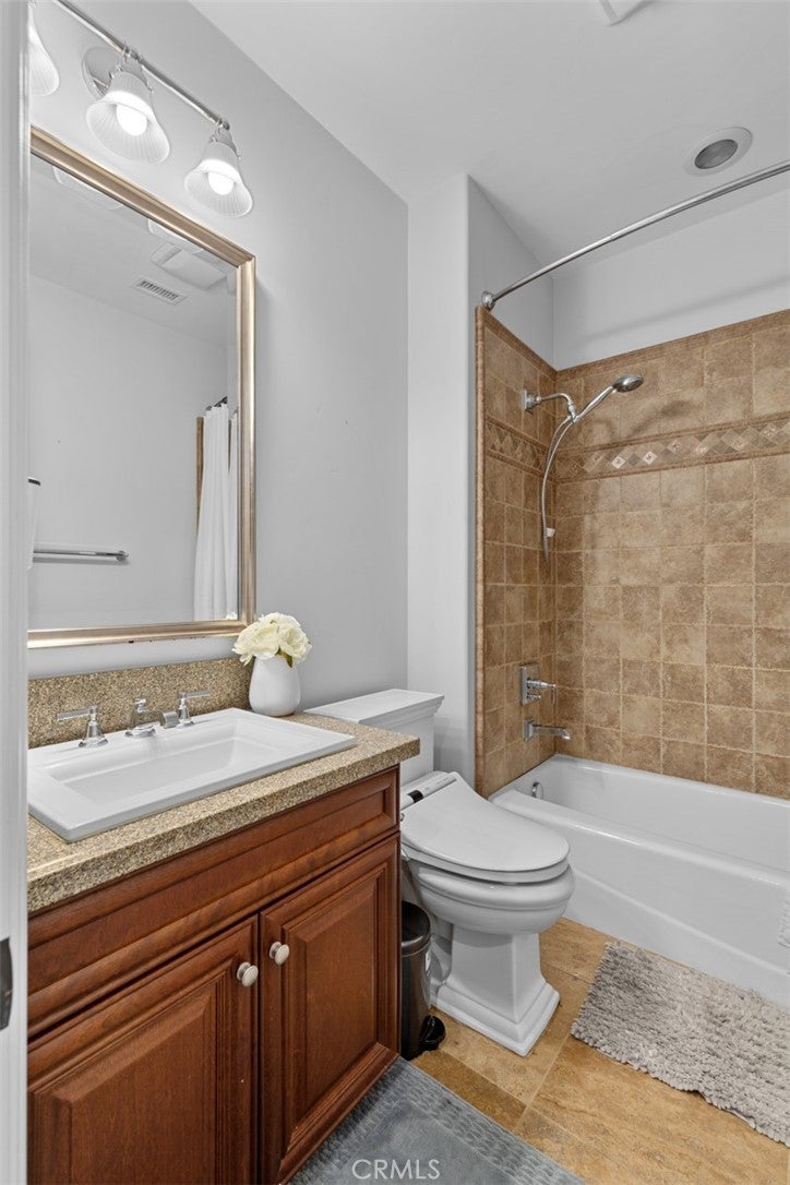 Huntington Beach, California, 92649, United States, 4 Bedrooms Bedrooms, ,4 BathroomsBathrooms,Residential,Active,1780402