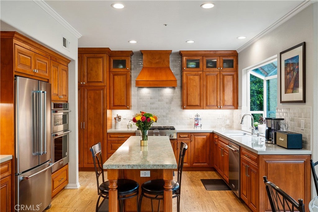 Granada Hills, California, 91344, United States, 5 Bedrooms Bedrooms, ,3 BathroomsBathrooms,Residential,Active,1952998