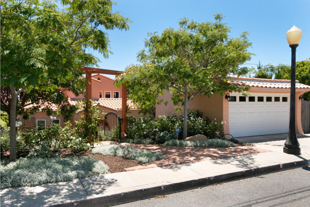 Ventura, California, 93001, United States, 4 Bedrooms Bedrooms, ,4 BathroomsBathrooms,Residential,Contingent,1944037