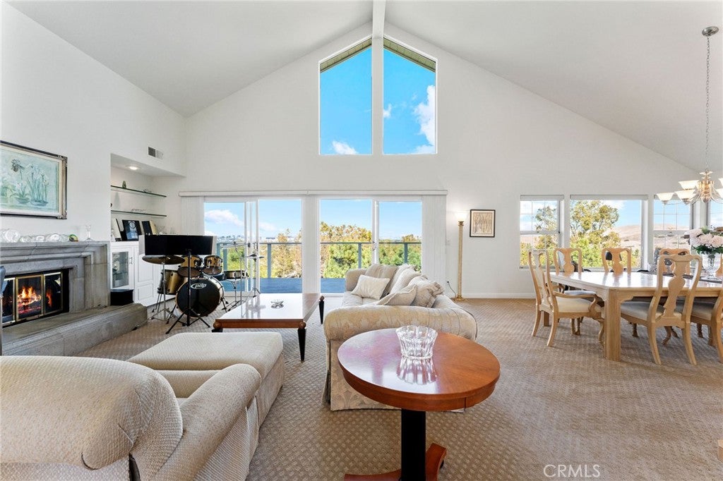 Irvine, California, 92603, United States, 4 Bedrooms Bedrooms, ,4 BathroomsBathrooms,Residential,Active,1986909