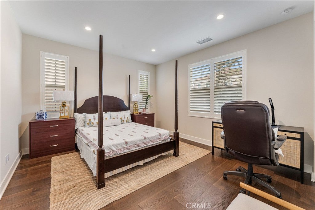 Irvine, California, 92620, United States, 4 Bedrooms Bedrooms, ,4 BathroomsBathrooms,Residential,Active,1986899