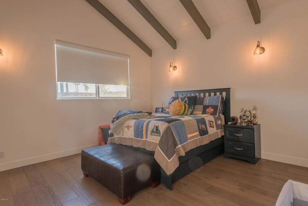 Ventura, California, 93001, United States, 3 Bedrooms Bedrooms, ,3 BathroomsBathrooms,Residential,Contingent,1944076