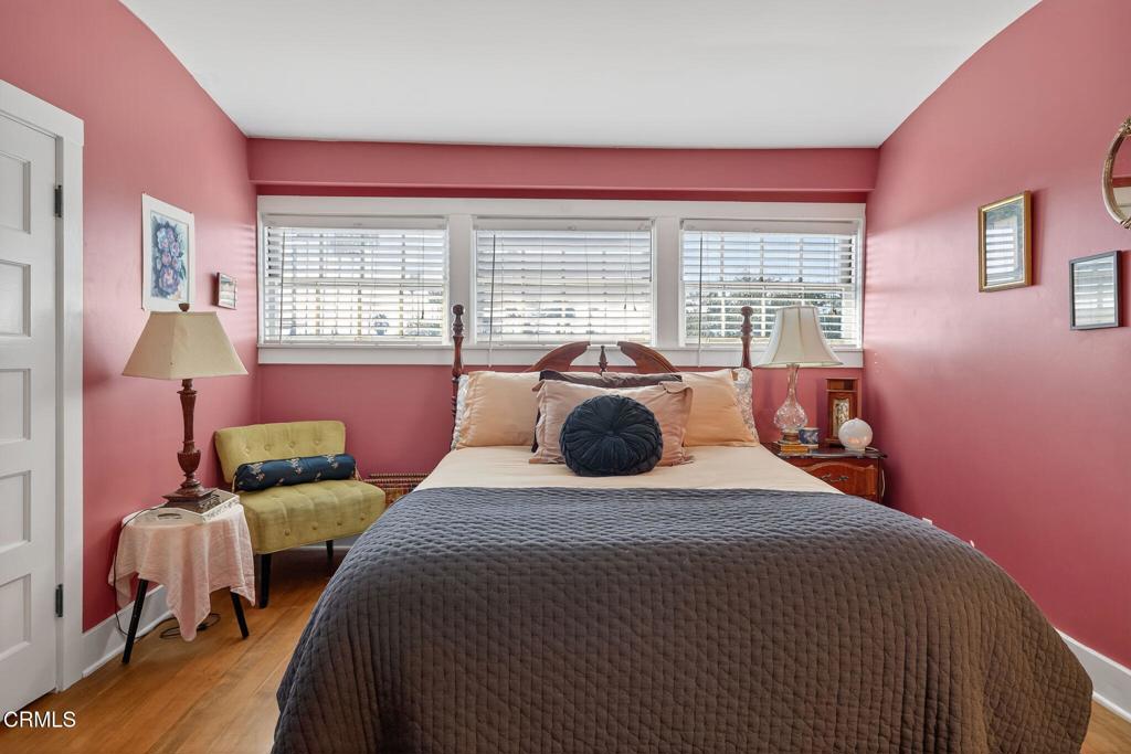 Oxnard, California, 93030, United States, 5 Bedrooms Bedrooms, ,2 BathroomsBathrooms,Residential,Active,1985561