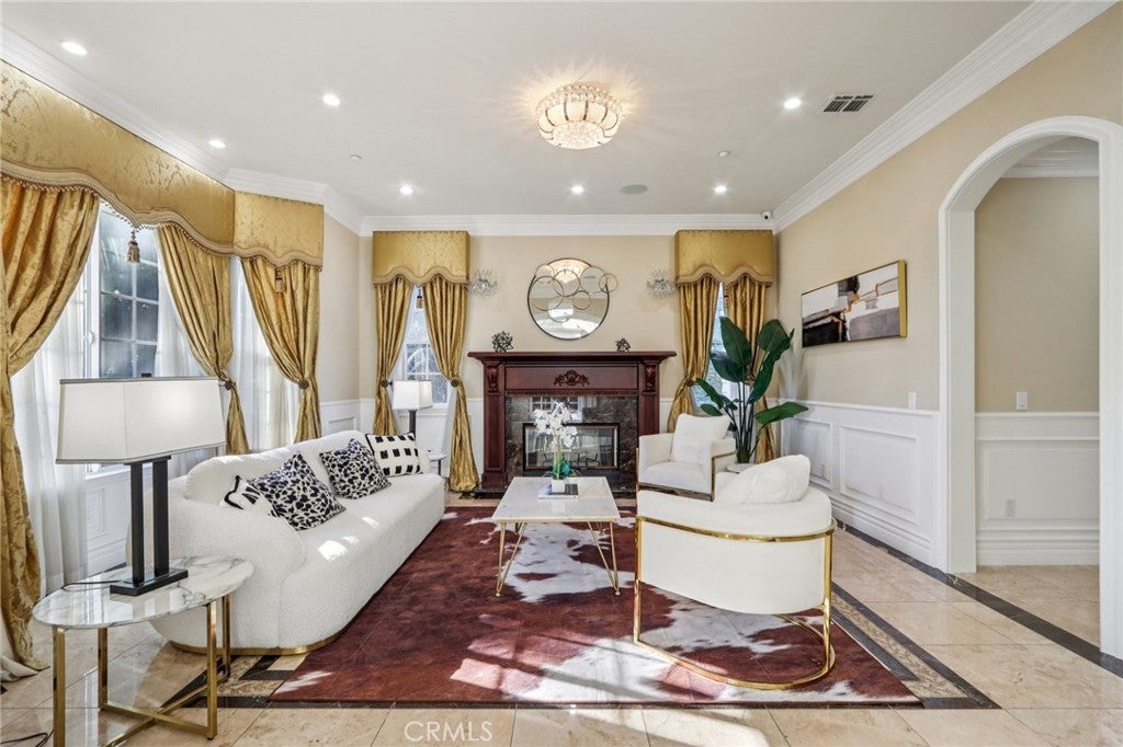 Arcadia, California, 91007, United States, 6 Bedrooms Bedrooms, ,7 BathroomsBathrooms,Residential,Active,2001357