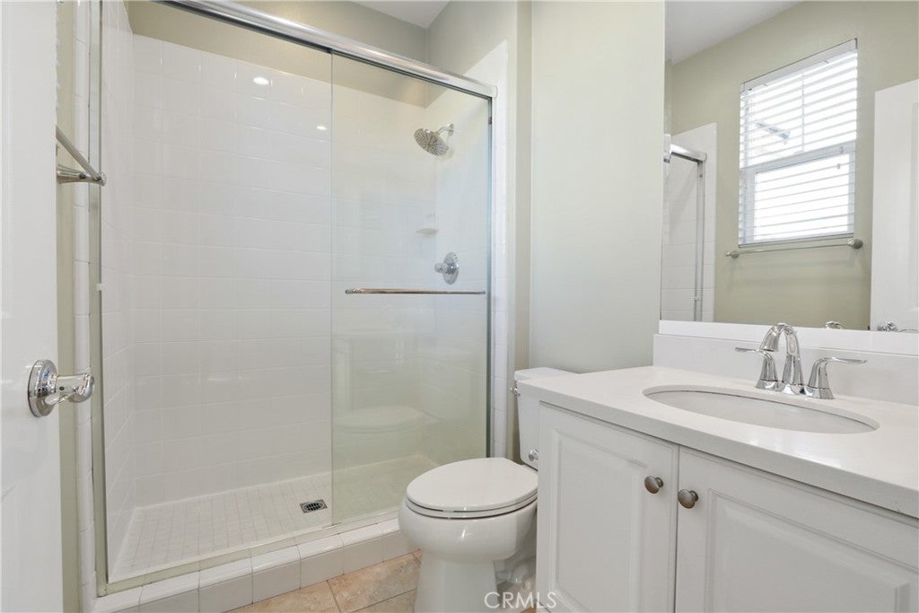 Irvine, California, 92618, United States, 4 Bedrooms Bedrooms, ,5 BathroomsBathrooms,Residential,Pending,2007263