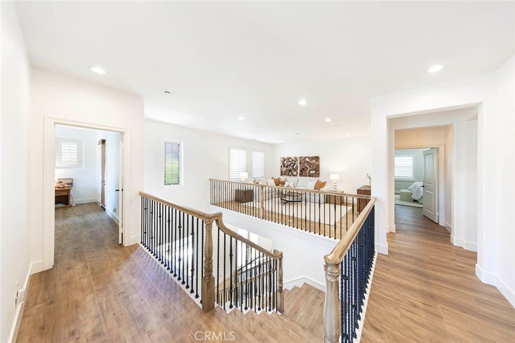 San Clemente, California, 92673, United States, 6 Bedrooms Bedrooms, ,5 BathroomsBathrooms,Residential,Active,1922275