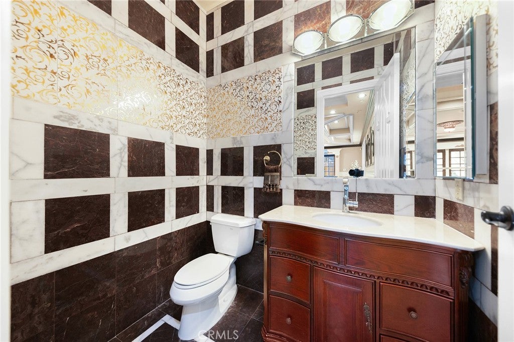 Arcadia, California, 91006, United States, 7 Bedrooms Bedrooms, ,9 BathroomsBathrooms,Residential,Active,1919404