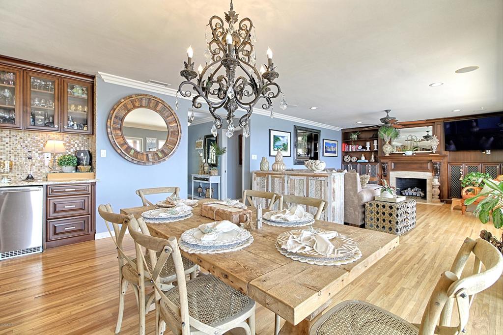 Ventura, California, 93003, United States, 4 Bedrooms Bedrooms, ,4 BathroomsBathrooms,Residential,Active,1944051