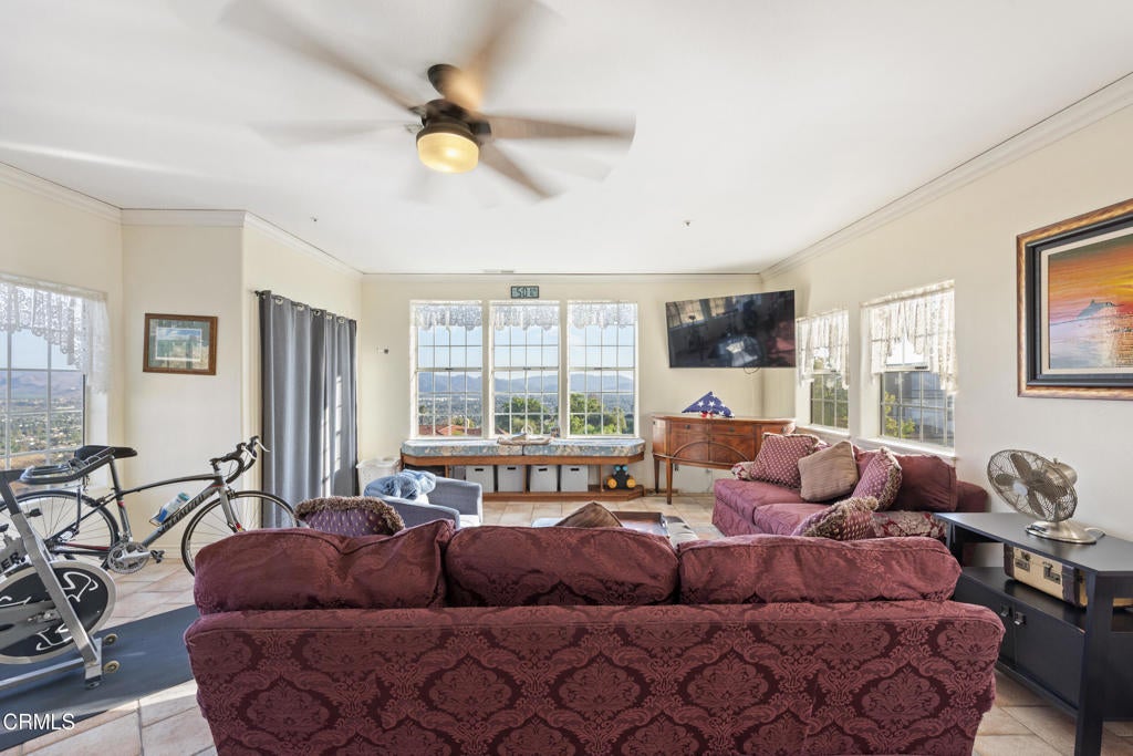 Camarillo, California, 93010, United States, 6 Bedrooms Bedrooms, ,4 BathroomsBathrooms,Residential,Active,1953410