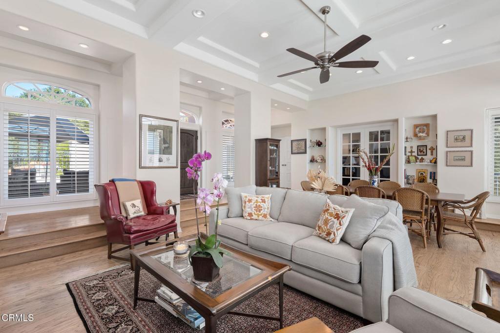 Ventura, California, 93001, United States, ,4 BathroomsBathrooms,Residential,Active,1853317