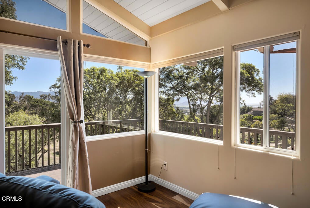 Camarillo, California, 93010, United States, 4 Bedrooms Bedrooms, ,6 BathroomsBathrooms,Residential,Active,1987228