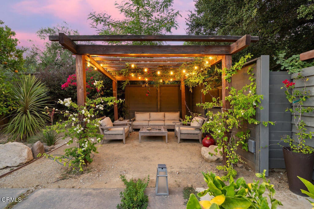 Ojai, California, 93023, United States, 3 Bedrooms Bedrooms, ,3 BathroomsBathrooms,Residential,Active,1920241