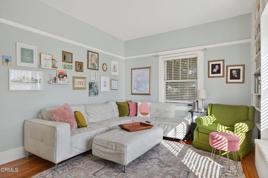 Oxnard, California, 93030, United States, 5 Bedrooms Bedrooms, ,2 BathroomsBathrooms,Residential,Active,1985561