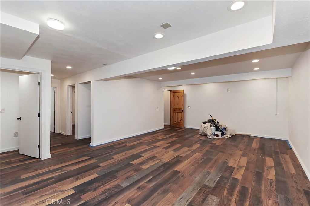 Big Bear City, California, 92314, United States, 7 Bedrooms Bedrooms, ,6 BathroomsBathrooms,Residential,Active,1998760