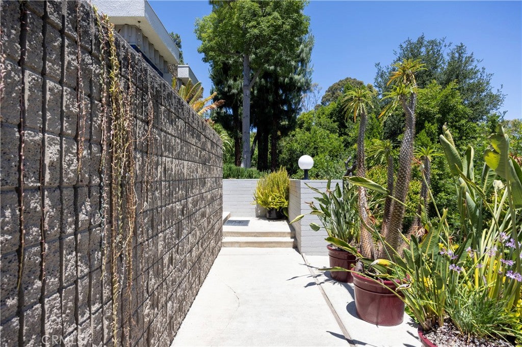 Diamond Bar, California, 91765, United States, 5 Bedrooms Bedrooms, ,6 BathroomsBathrooms,Residential,Active,1985882