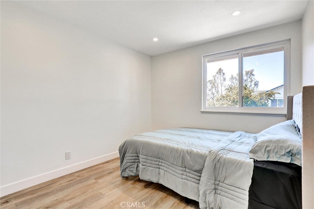 Lake Forest, California, 92630, United States, 4 Bedrooms Bedrooms, ,3 BathroomsBathrooms,Residential,Active,1953694