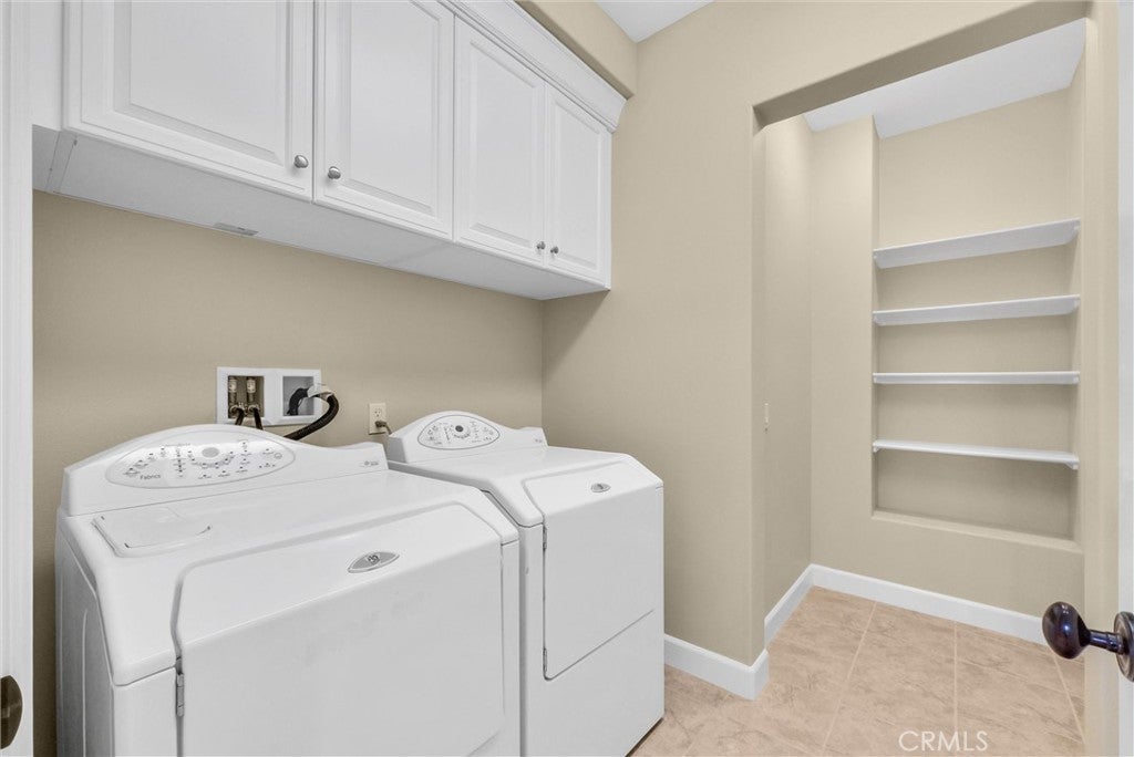 Irvine, California, 92620, United States, 4 Bedrooms Bedrooms, ,4 BathroomsBathrooms,Residential,Active,1986877