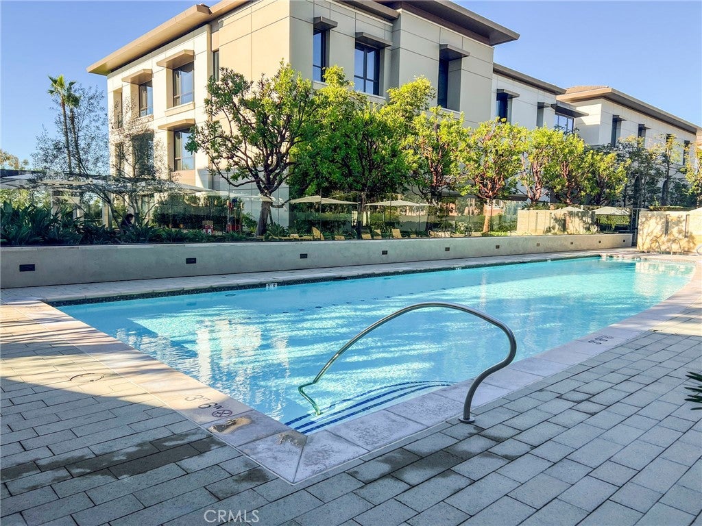 Newport Beach, California, 92660, United States, 2 Bedrooms Bedrooms, ,3 BathroomsBathrooms,Residential,Active,2009419