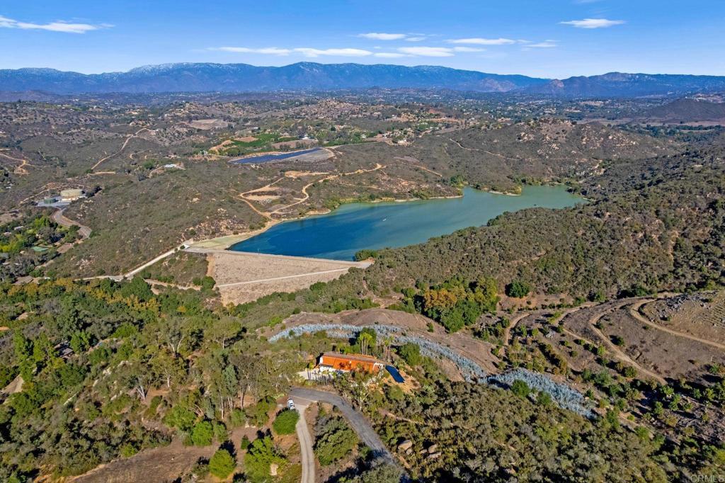 Escondido, California, 92026, United States, 3 Bedrooms Bedrooms, ,2 BathroomsBathrooms,Residential,Active,1972147