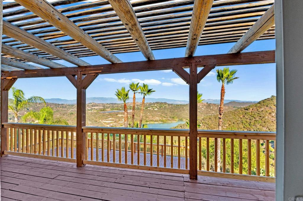 Escondido, California, 92026, United States, 3 Bedrooms Bedrooms, ,2 BathroomsBathrooms,Residential,Active,1972147