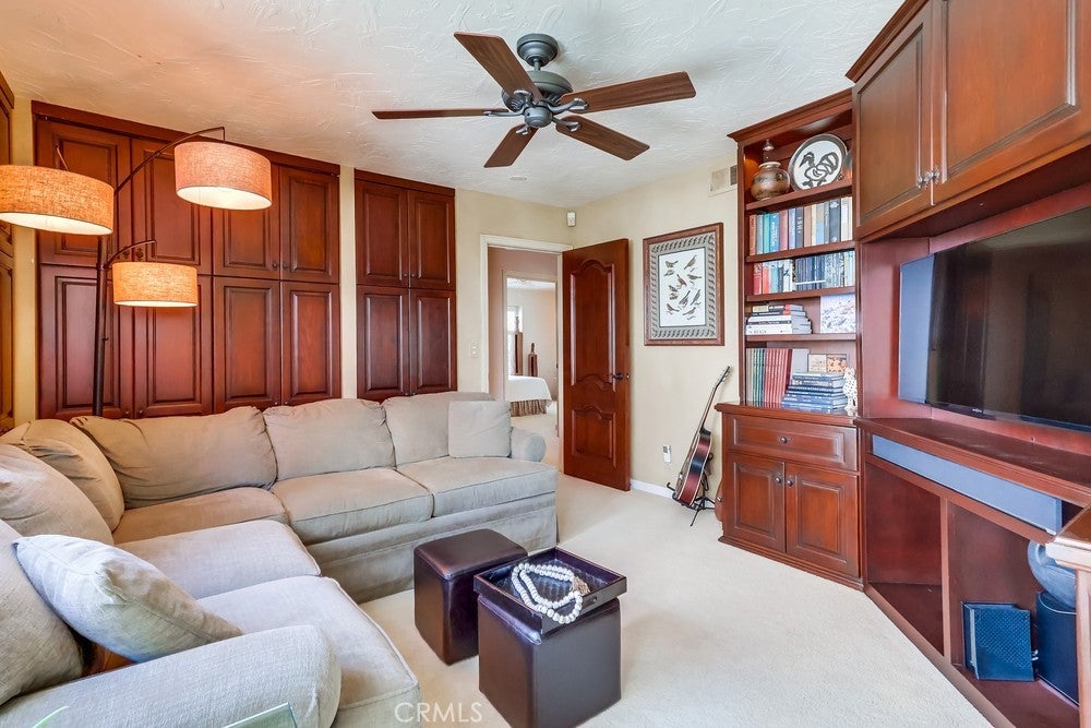 Long Beach, California, 90803, United States, 4 Bedrooms Bedrooms, ,4 BathroomsBathrooms,Residential,Active,1903219