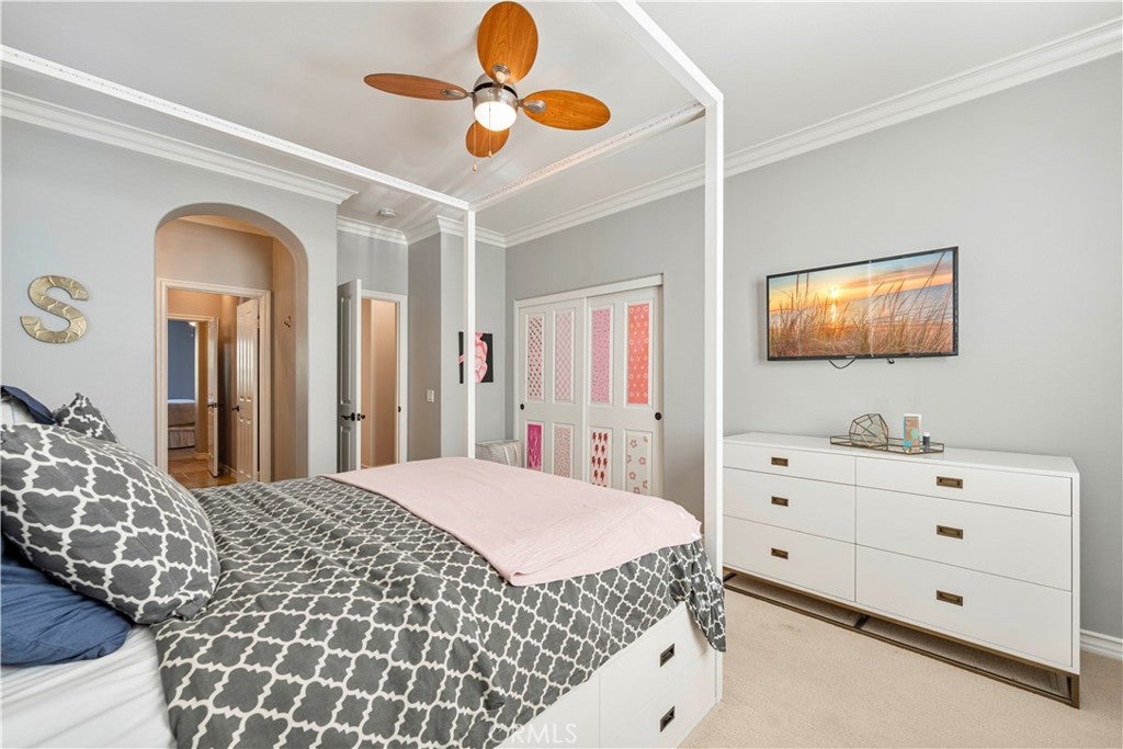 Valencia, California, 91381, United States, 5 Bedrooms Bedrooms, ,4 BathroomsBathrooms,Residential,Active,2007929