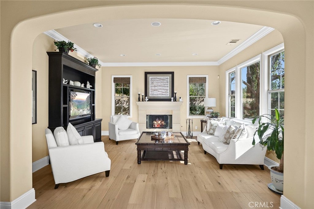 Walnut, California, 91789, United States, 4 Bedrooms Bedrooms, ,5 BathroomsBathrooms,Residential,Active,1990595