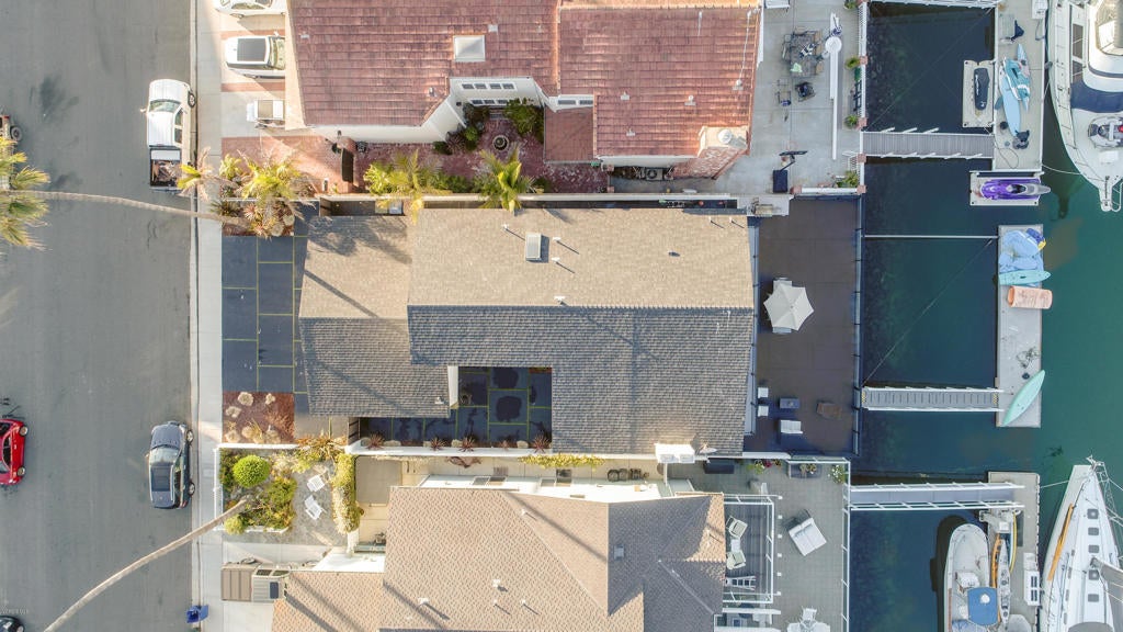 Ventura, California, 93001, United States, 3 Bedrooms Bedrooms, ,3 BathroomsBathrooms,Residential,Contingent,1944076