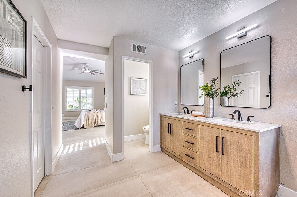 Rancho Santa Margarita, California, 92688, United States, 4 Bedrooms Bedrooms, ,3 BathroomsBathrooms,Residential,Active,2011858