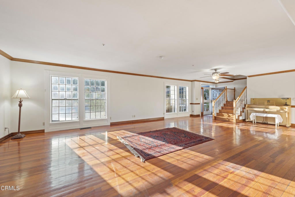 Camarillo, California, 93010, United States, 6 Bedrooms Bedrooms, ,4 BathroomsBathrooms,Residential,Active,1953410