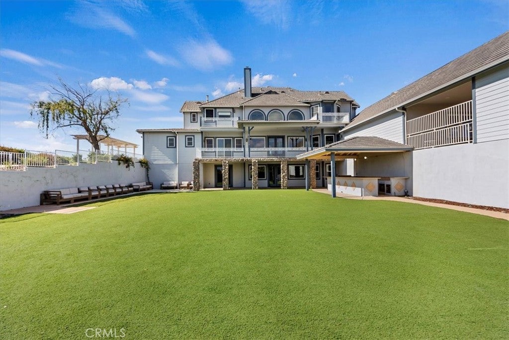 Temecula, California, 92591, United States, 9 Bedrooms Bedrooms, ,14 BathroomsBathrooms,Residential,Active,1996300