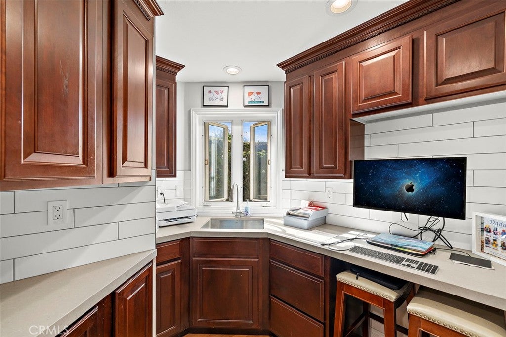 Laguna Niguel, California, 92677, United States, 5 Bedrooms Bedrooms, ,4 BathroomsBathrooms,Residential,Active,2010144