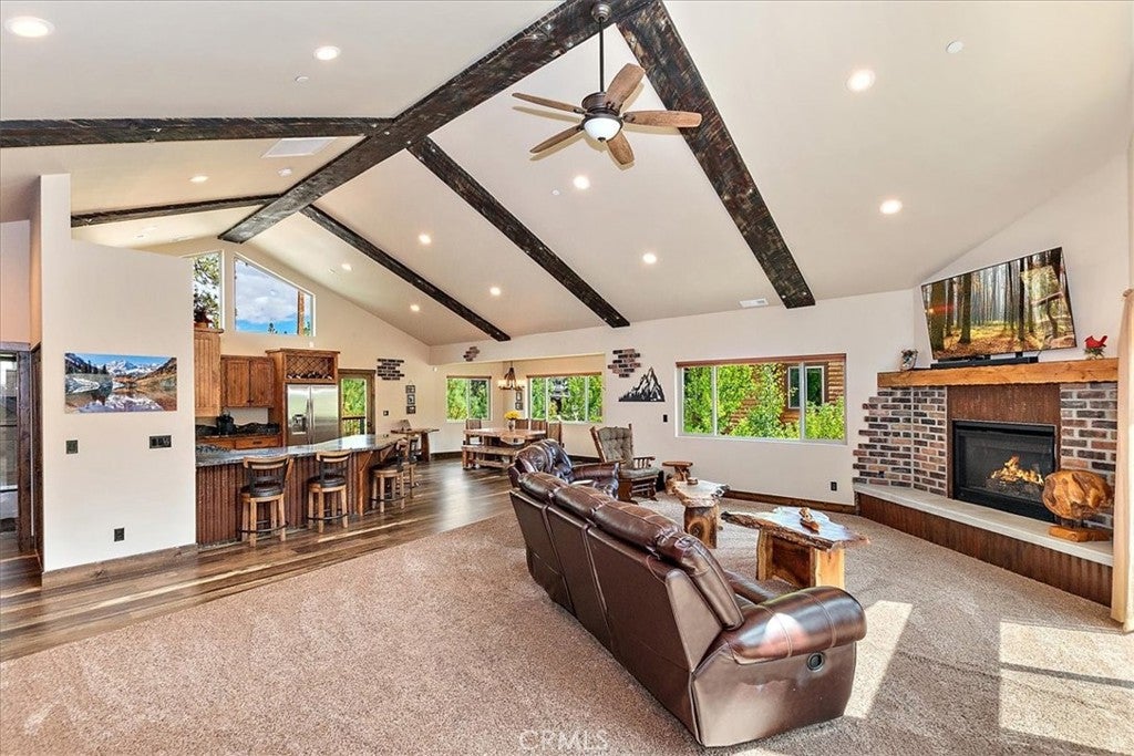 Big Bear Lake, California, 92315, United States, ,3 BathroomsBathrooms,Residential,Active,1823997