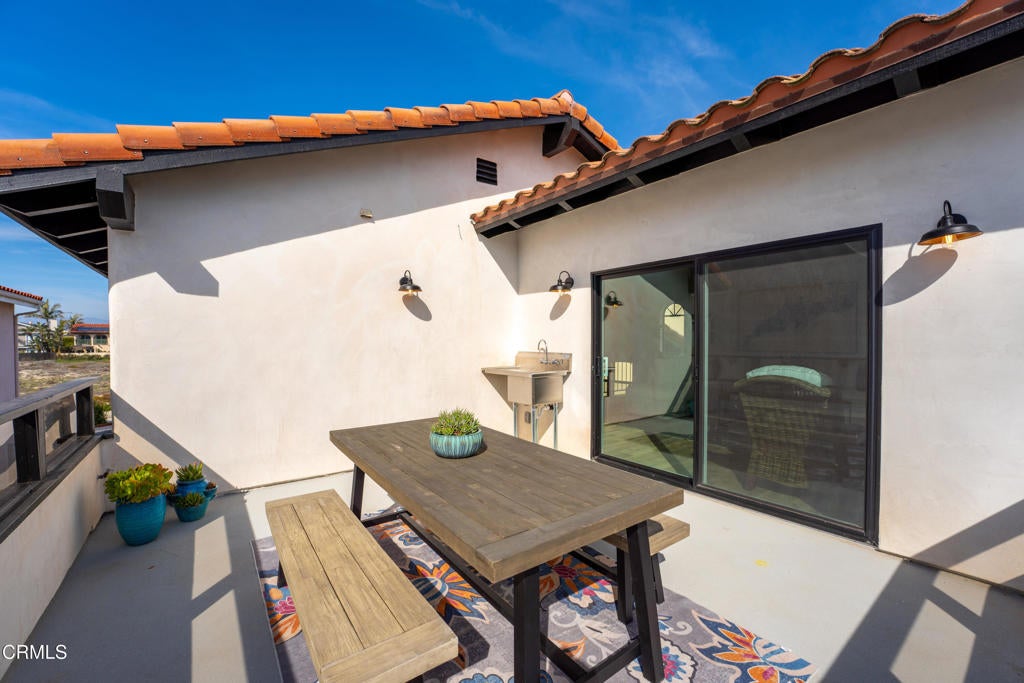 Oxnard, California, 93035, United States, 3 Bedrooms Bedrooms, ,3 BathroomsBathrooms,Residential,Active,1798066
