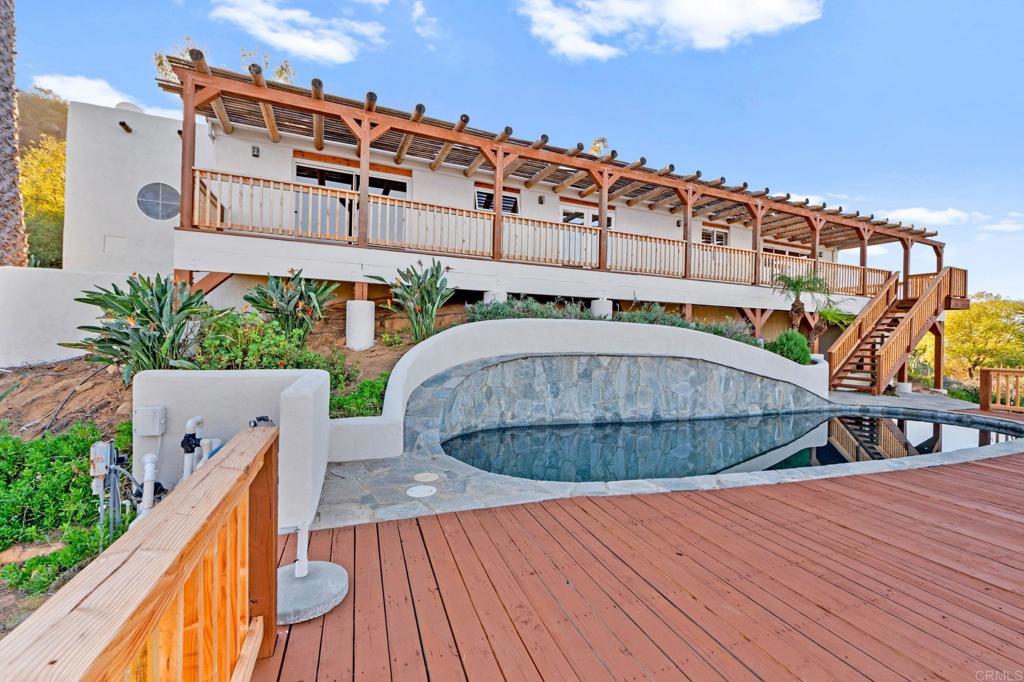 Escondido, California, 92026, United States, 3 Bedrooms Bedrooms, ,2 BathroomsBathrooms,Residential,Active,1972147