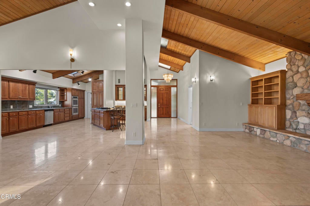 Camarillo, California, 93010, United States, 4 Bedrooms Bedrooms, ,4 BathroomsBathrooms,Residential,Active,1853635