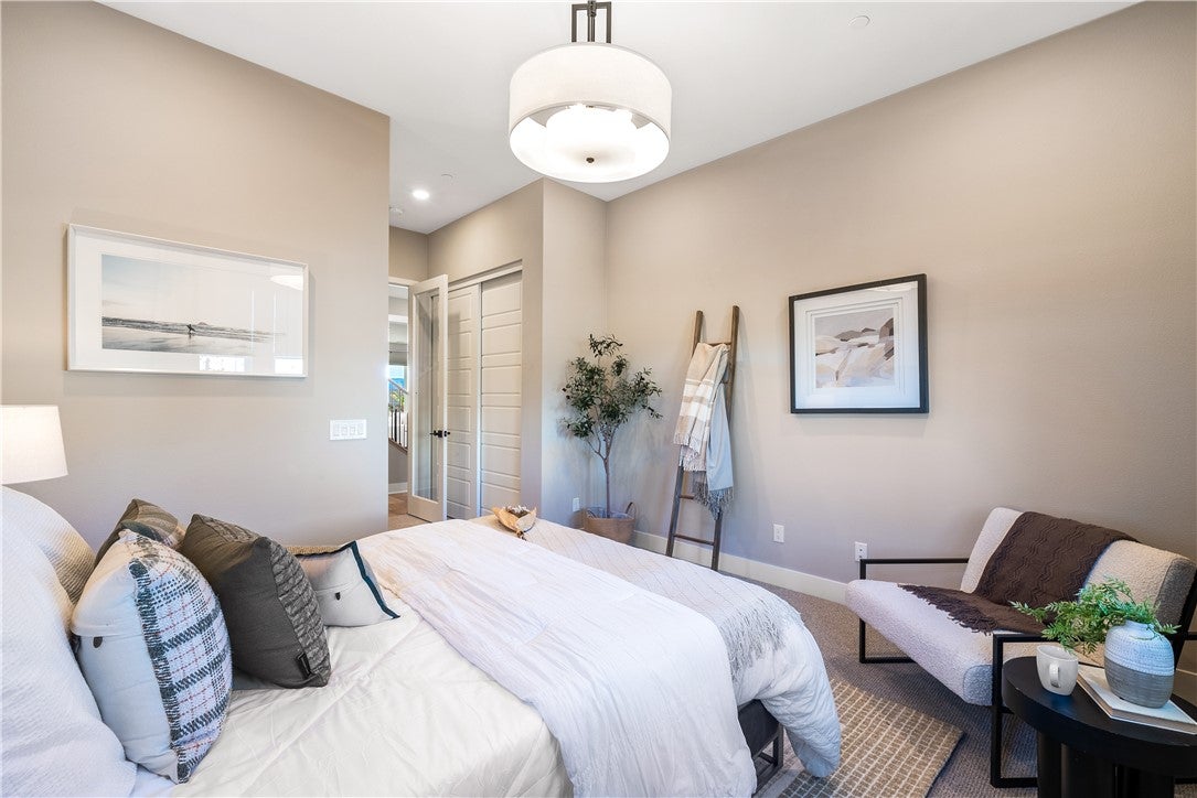 Castaic, California, 91384, United States, 6 Bedrooms Bedrooms, ,6 BathroomsBathrooms,Residential,Active,2006979