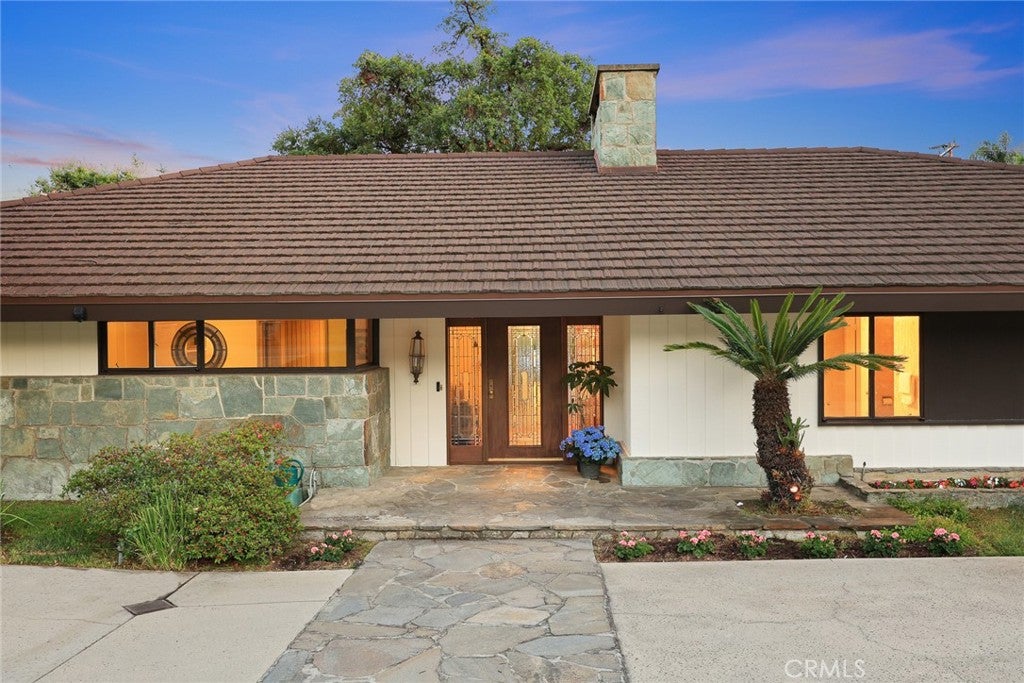 Arcadia, California, 91006, United States, 4 Bedrooms Bedrooms, ,3 BathroomsBathrooms,Residential,Active,1914781