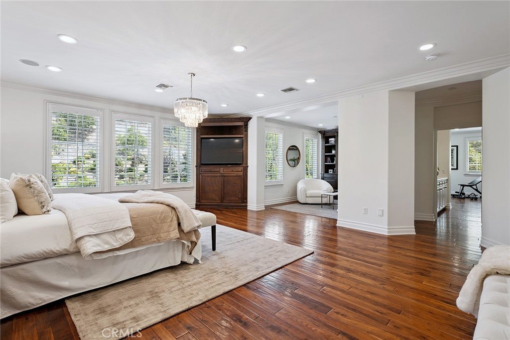 Calabasas, California, 91302, United States, 5 Bedrooms Bedrooms, ,6 BathroomsBathrooms,Residential,Active,1929471