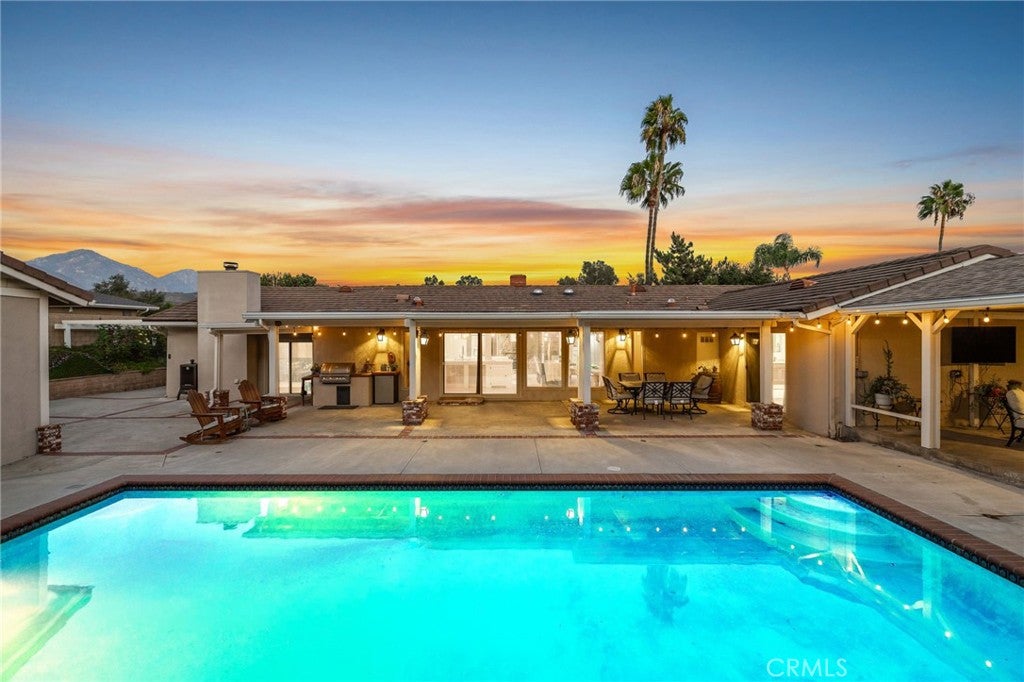 La Verne, California, 91750, United States, 4 Bedrooms Bedrooms, ,2 BathroomsBathrooms,Residential,Active,1961967