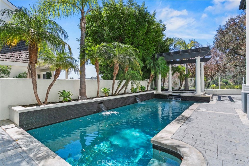 Laguna Niguel, California, 92677, United States, 4 Bedrooms Bedrooms, ,5 BathroomsBathrooms,Residential,Active,1986900