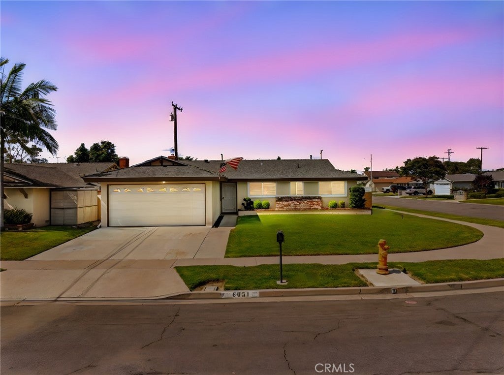 Garden Grove, California, 92845, United States, 4 Bedrooms Bedrooms, ,2 BathroomsBathrooms,Residential,Active,1915046