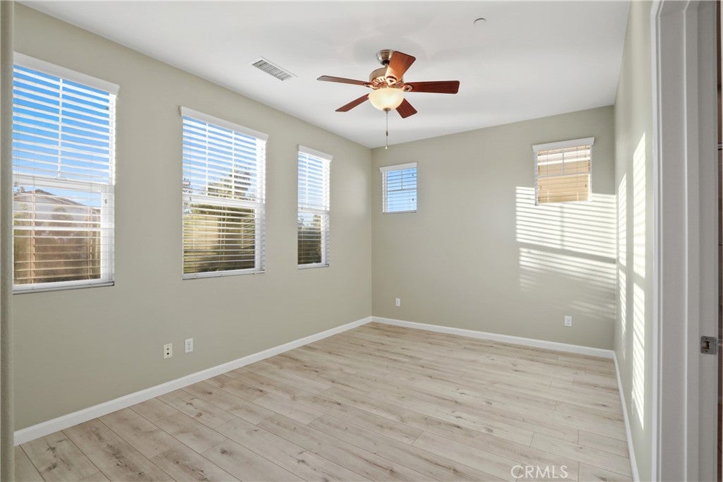 Irvine, California, 92618, United States, 4 Bedrooms Bedrooms, ,5 BathroomsBathrooms,Residential,Pending,2007263