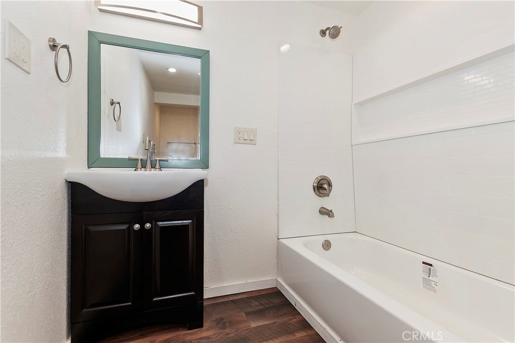 Big Bear City, California, 92314, United States, 7 Bedrooms Bedrooms, ,6 BathroomsBathrooms,Residential,Active,1998760