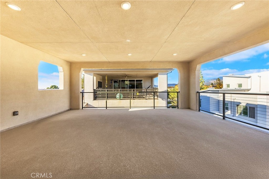 Irvine, California, 92618, United States, 3 Bedrooms Bedrooms, ,3 BathroomsBathrooms,Residential,Active,2006869