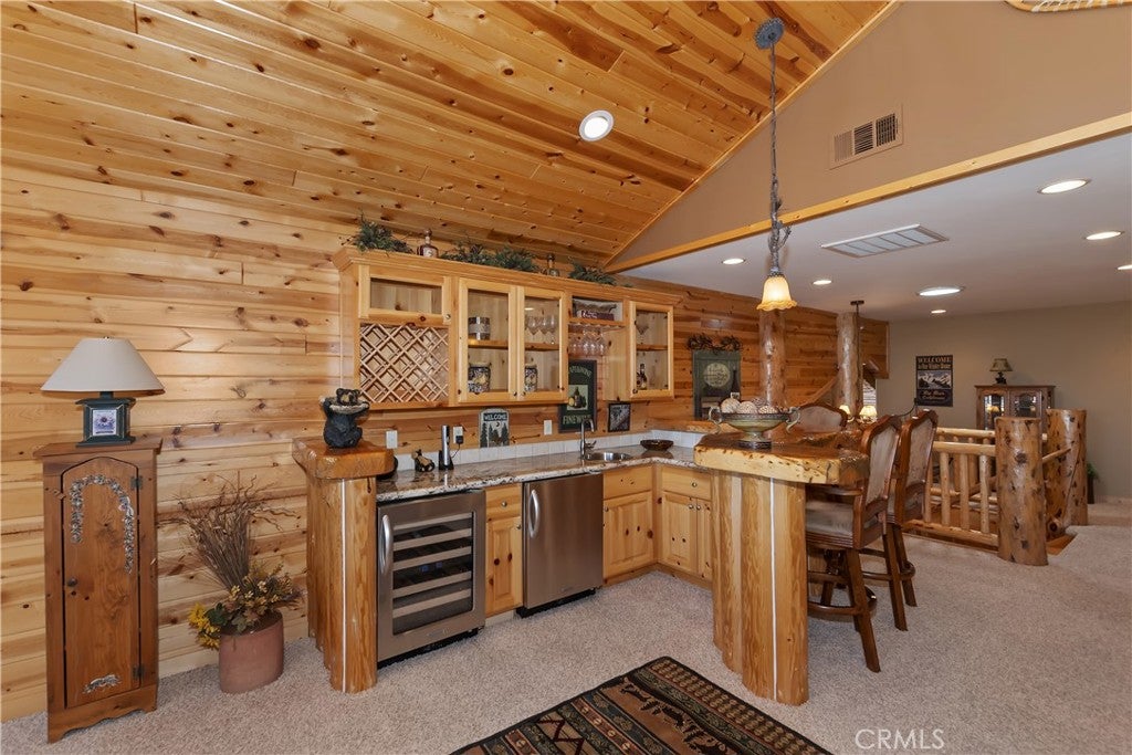 Big Bear Lake, California, 92315, United States, 4 Bedrooms Bedrooms, ,4 BathroomsBathrooms,Residential,Active,1905113