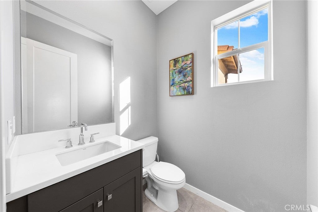 Irvine, California, 92618, United States, 3 Bedrooms Bedrooms, ,3 BathroomsBathrooms,Residential,Active,2006869